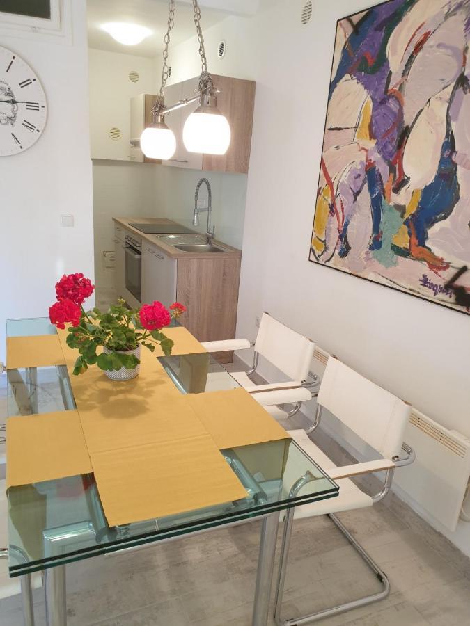 Apartman P-E Pula Exterior photo